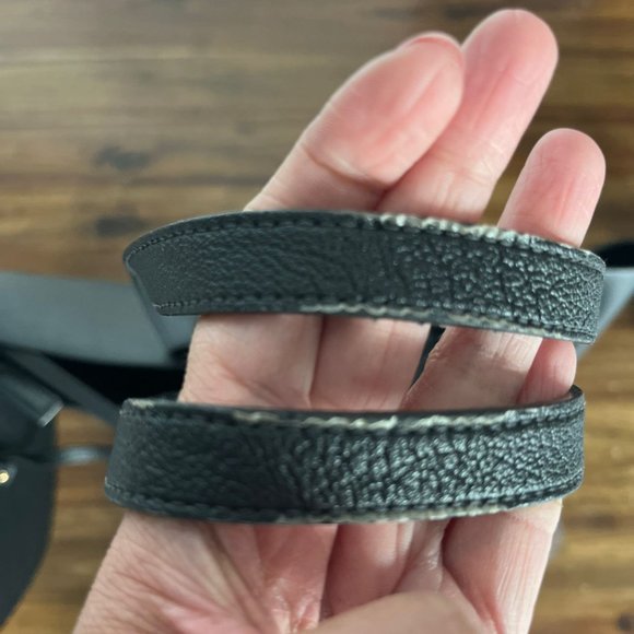 Saint Laurent Shopping Tote - Picture 10 of 15